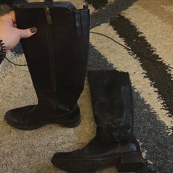 Leather Boots - Picture 2 of 7